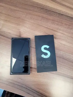 New Samsung Galaxy S22 5G 256 GB Green