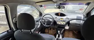 Toyota Vitz 2004 Silver