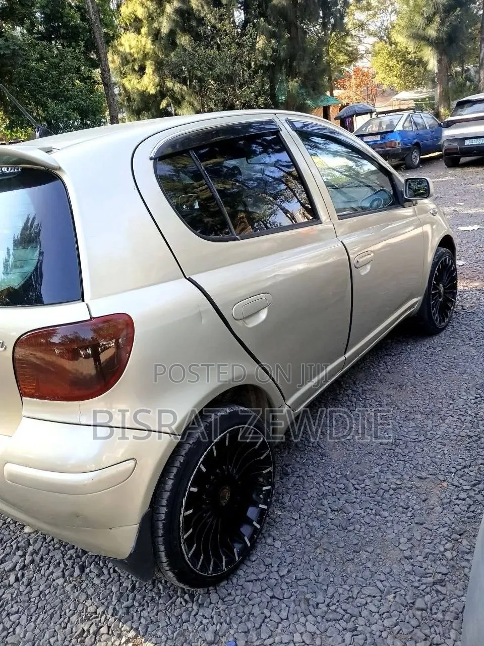 Toyota Vitz 2003