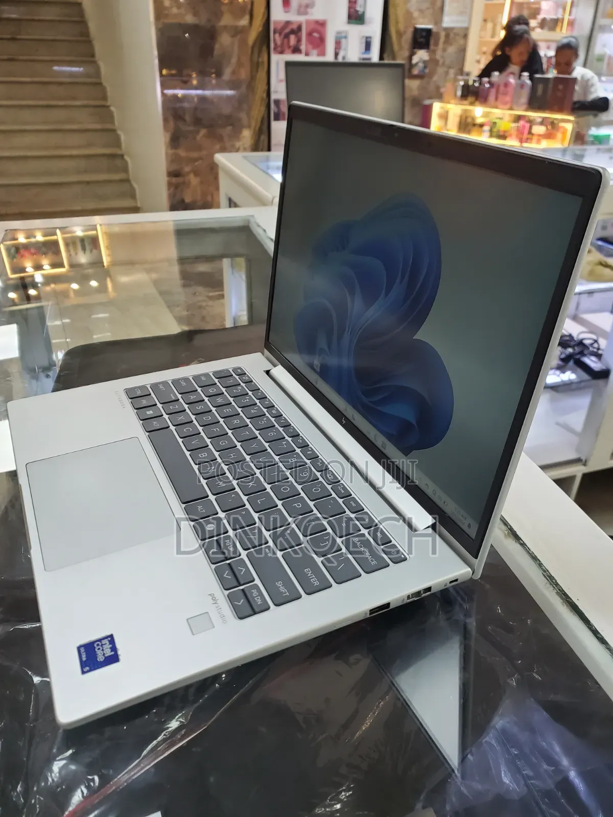 New Laptop HP EliteBook 640 G11 16GB Intel Core Ultra 5 SSD 512GB