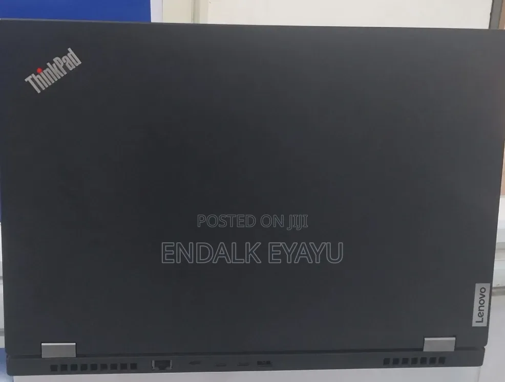 New Laptop Lenovo ThinkPad P15s 16GB Intel Core i7 SSD 512GB