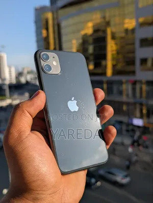 New Apple iPhone 11 128 GB Black