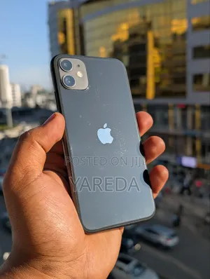 New Apple iPhone 11 128 GB Black
