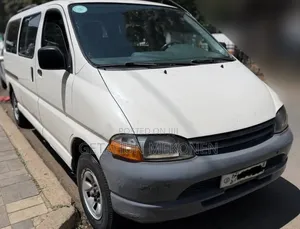 Car 2001 White
