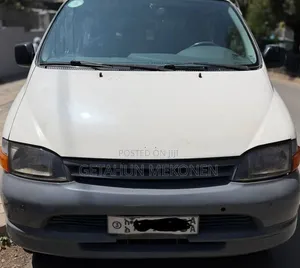Car 2001 White