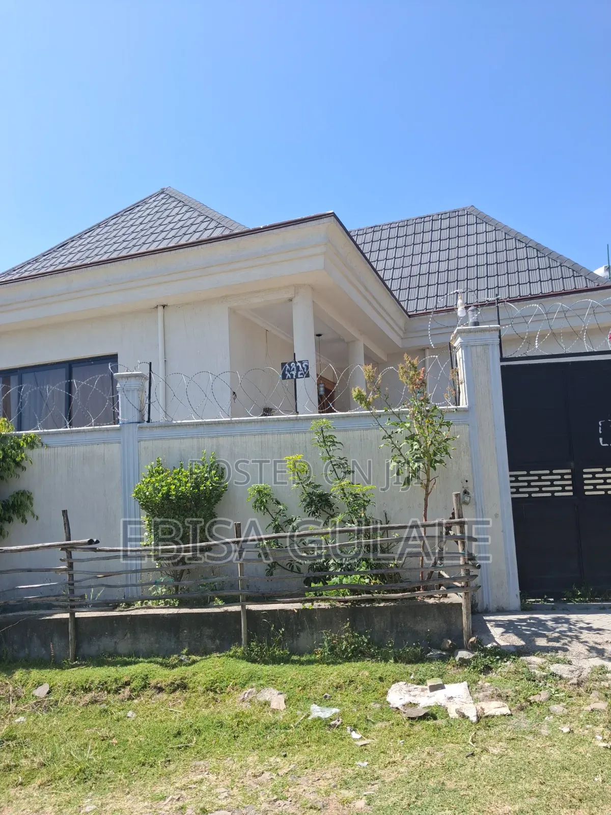 Furnished 6bdrm Farm House in Oromia-Finfinne for sale