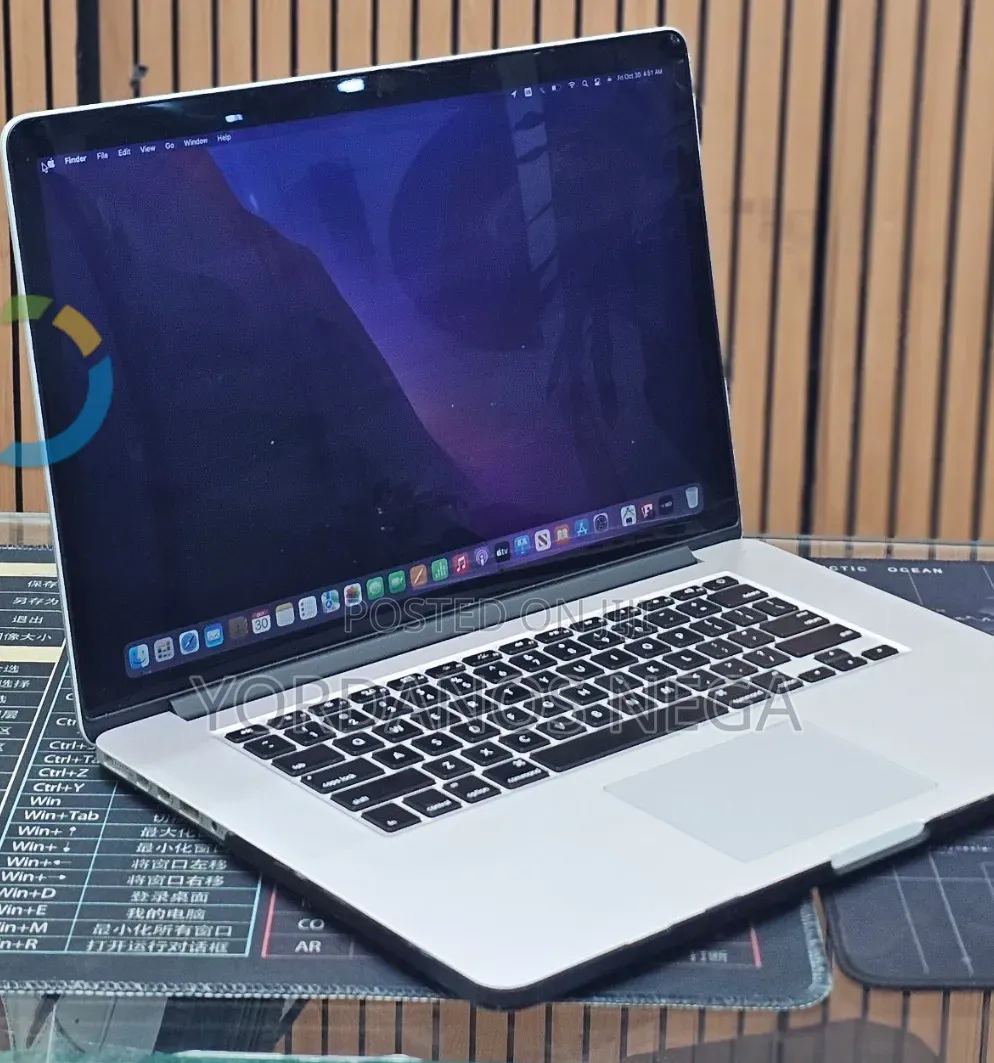 New Laptop Apple MacBook Pro 2015 16GB Intel Core i7 SSD 512GB
