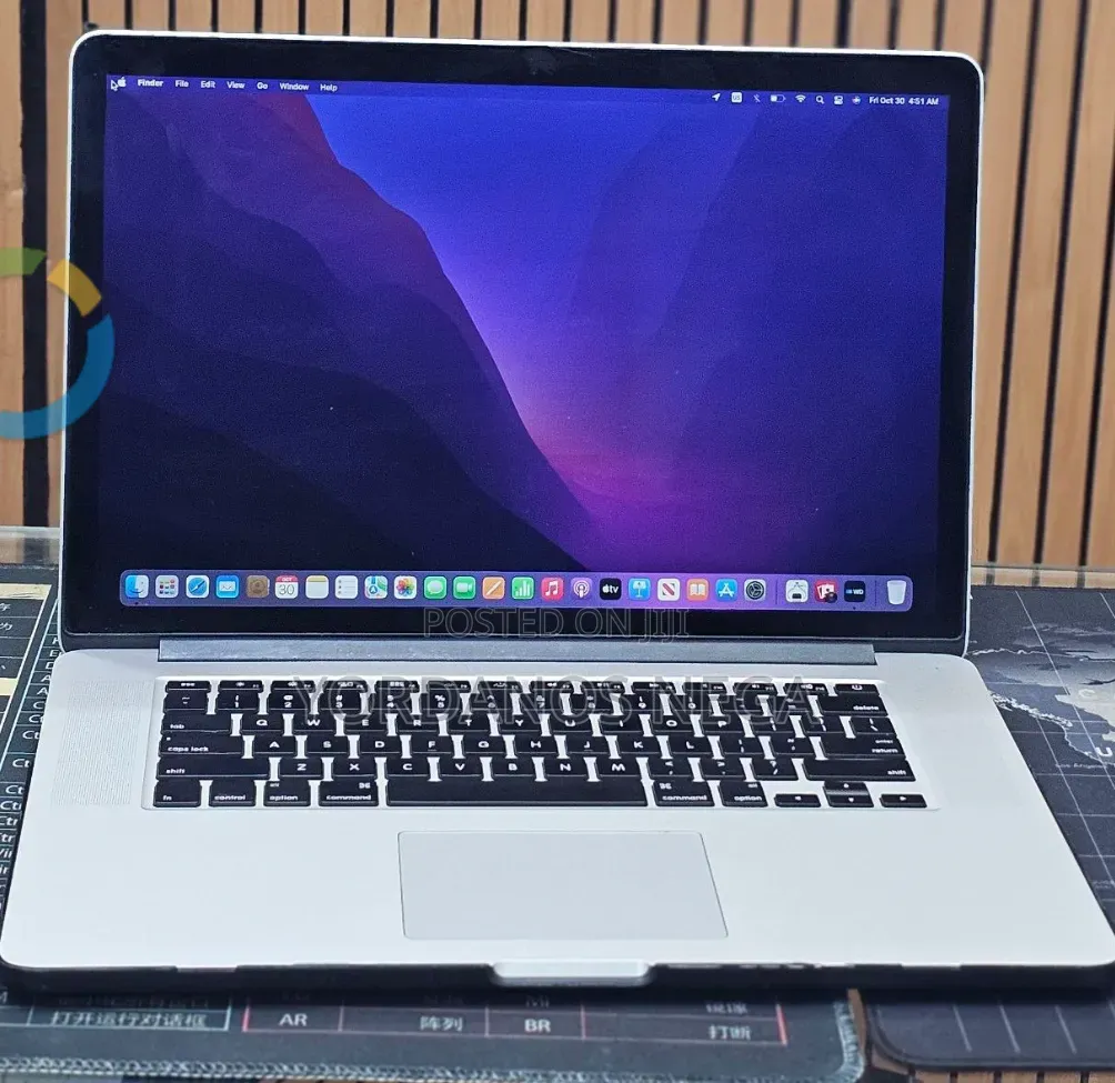 New Laptop Apple MacBook Pro 2015 16GB Intel Core i7 SSD 512GB