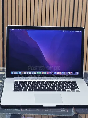 New Laptop Apple MacBook Pro 2015 16GB Intel Core i7 SSD 512GB