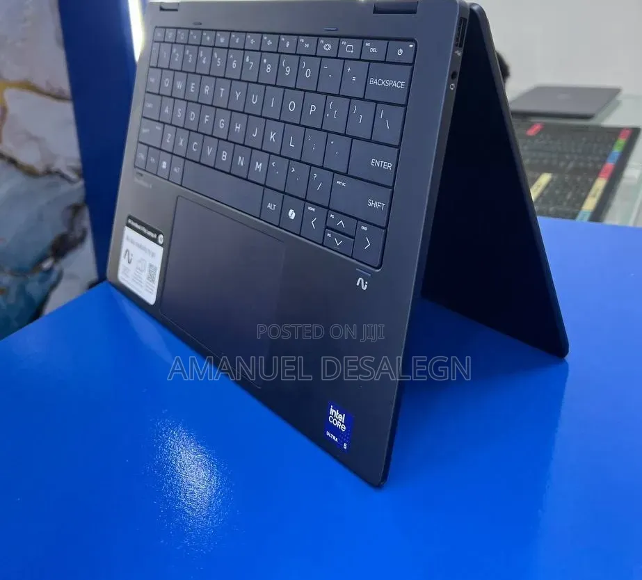 New Laptop HP OmniBook X Flip 14" 16GB Intel Core Ultra 5 SSD 512GB