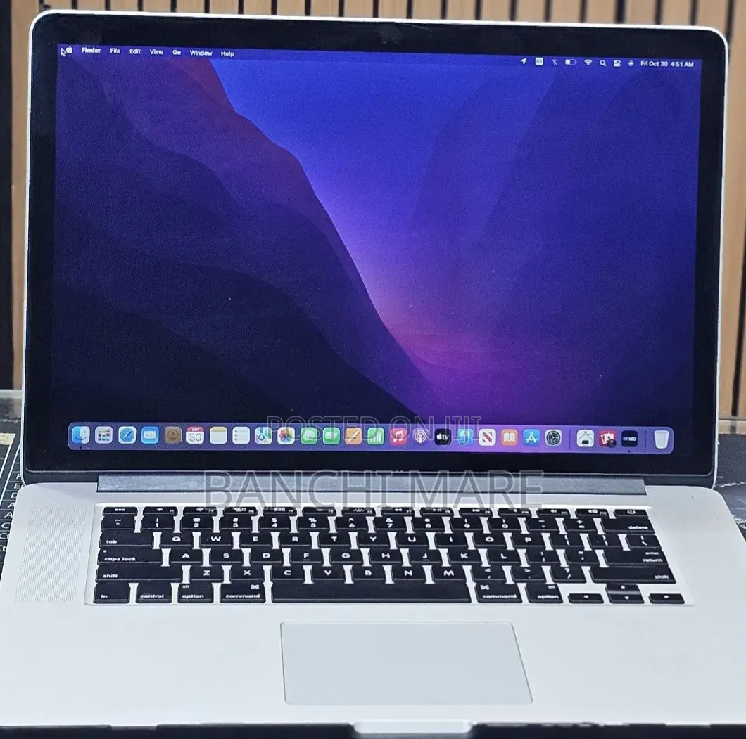 New Laptop Apple MacBook Pro 2015 16GB Intel Core i7 SSD 512GB