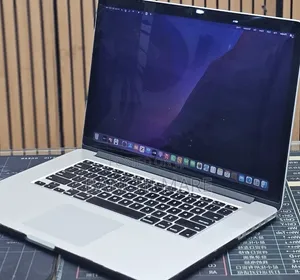 New Laptop Apple MacBook Pro 2015 16GB Intel Core i7 SSD 512GB