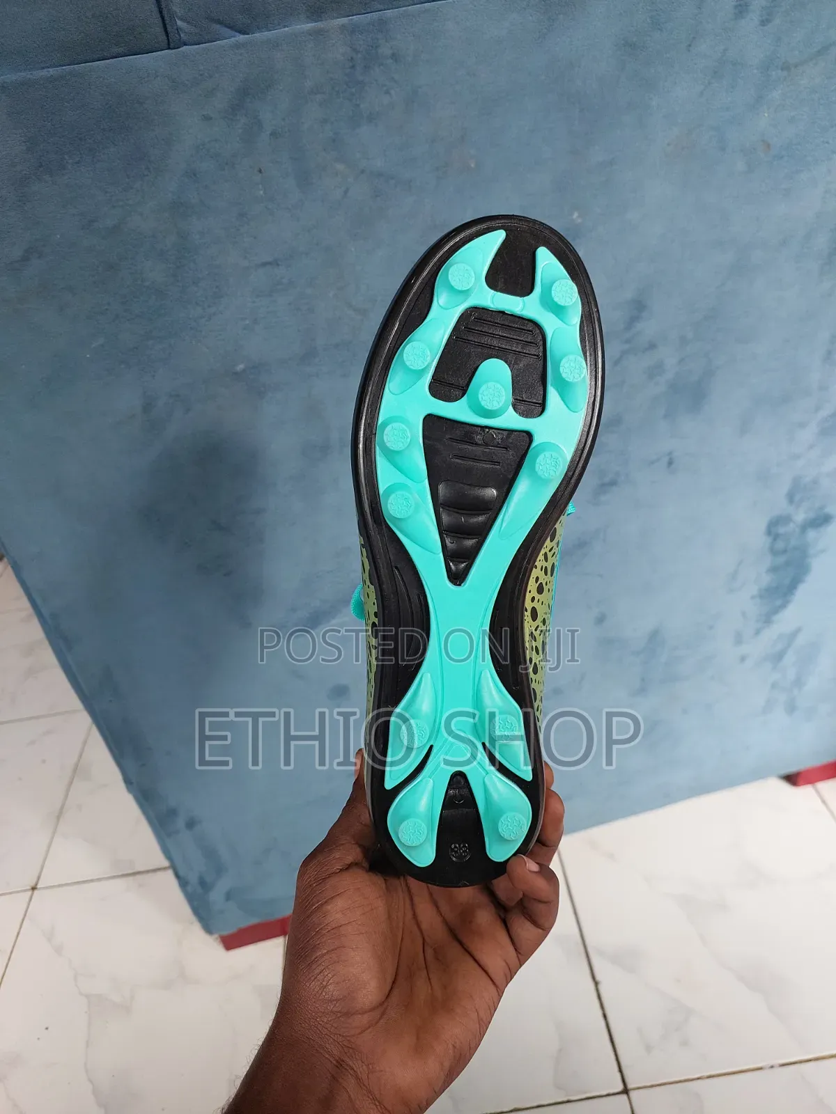 F50 Tacketa