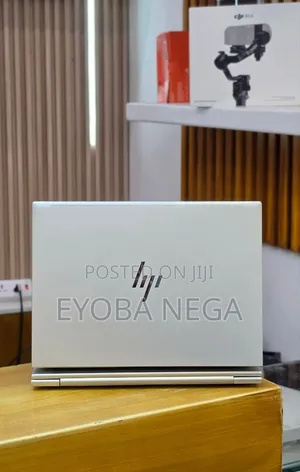 New Laptop HP EliteBook 830 G9 16GB Intel Core i5 SSD 512GB