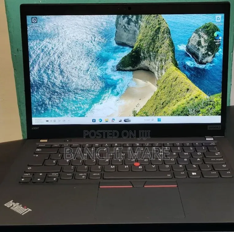 New Laptop Lenovo ThinkPad T490s 8GB Intel Core i7 SSD 512GB