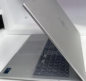 New Laptop HP EliteBook 660 G11 16GB Intel Core Ultra 7 SSD 512GB