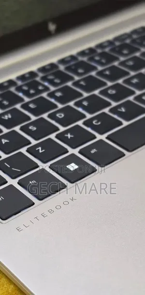 New Laptop HP EliteBook 830 G9 16GB Intel Core i5 SSD 512GB