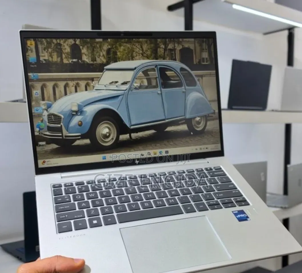 New Laptop HP EliteBook 840 G9 16GB Intel Core i7 SSD 512GB