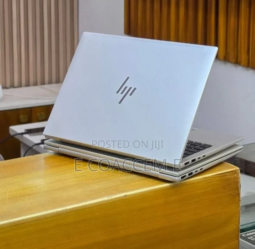New Laptop HP EliteBook 830 G9 16GB Intel Core i5 SSD 512GB