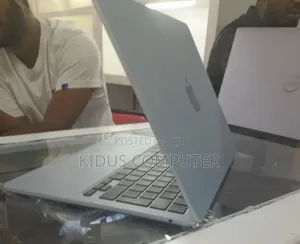 New Laptop Apple MacBook Air 2026 M5 16GB Apple M5 SSD 512GB
