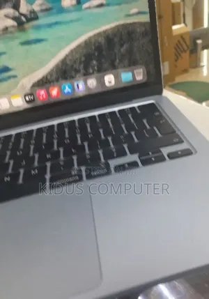 New Laptop Apple MacBook Air 2026 M5 16GB Apple M5 SSD 512GB