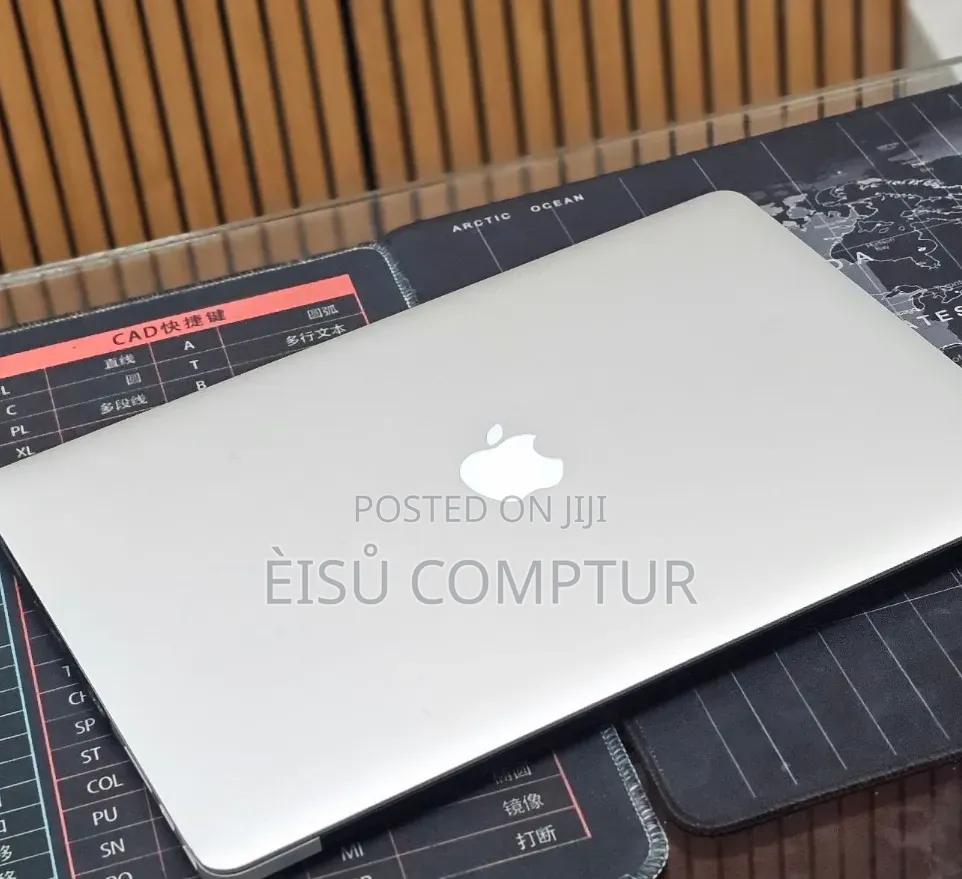 New Laptop Apple MacBook 2015 16GB Intel Core i7 SSD 512GB