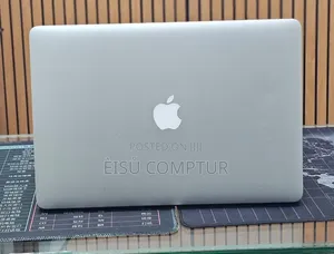 New Laptop Apple MacBook 2015 16GB Intel Core i7 SSD 512GB