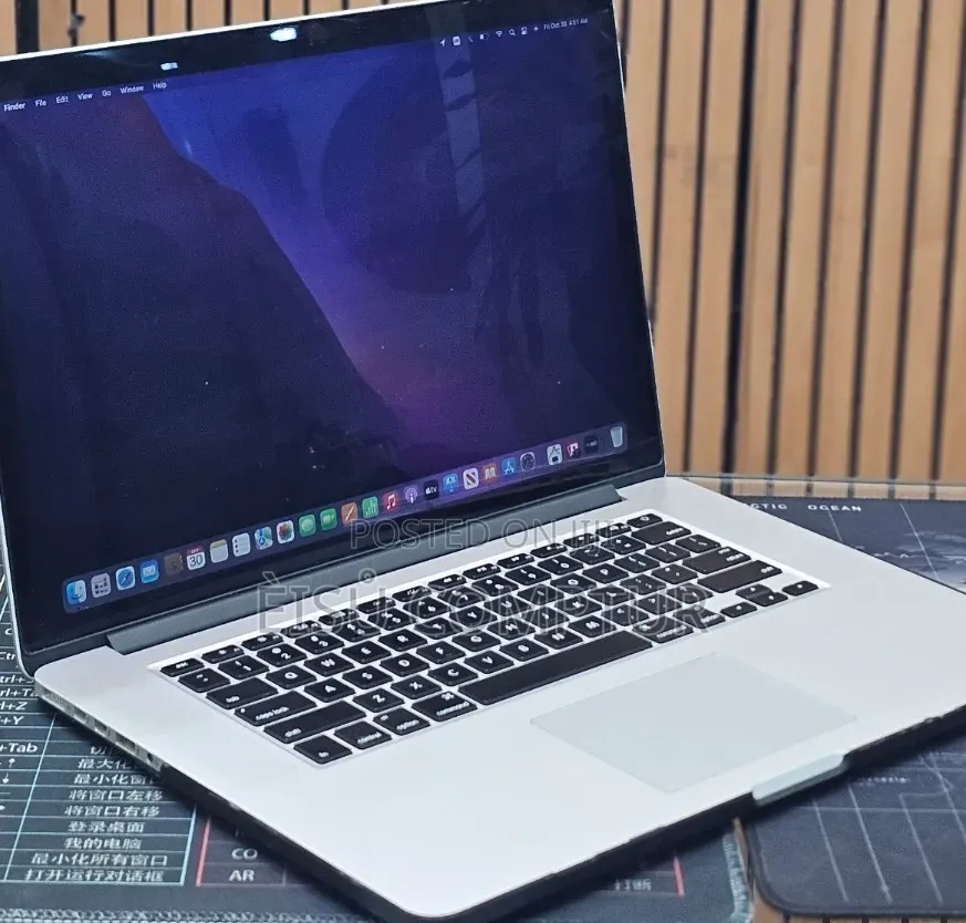 New Laptop Apple MacBook 2015 16GB Intel Core i7 SSD 512GB