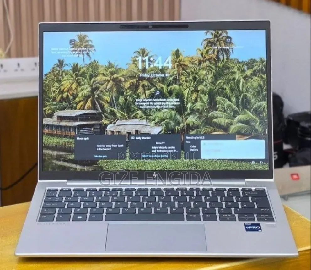 New Laptop HP EliteBook 830 G9 16GB Intel Core i5 SSD 512GB