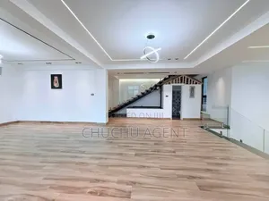 8bdrm Townhouse/Terrace in Yeka for sale