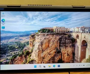 New Laptop Lenovo ThinkPad X1 Yoga Gen 8 16GB Intel Core i7 SSD 512GB