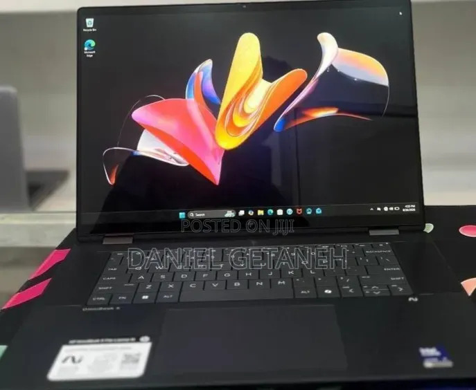 New Laptop HP OmniBook X Flip 16" 16GB Intel Core Ultra 7 SSD 1T