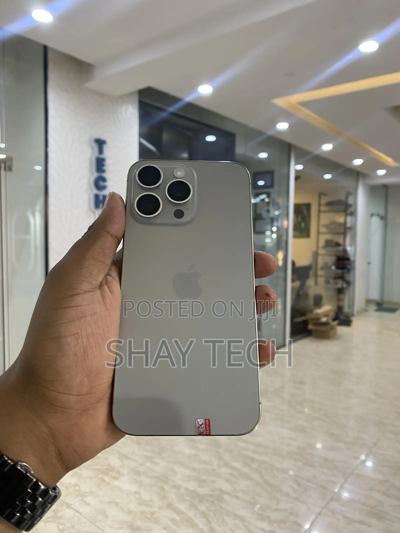 New Apple iPhone 15 Pro Max 256 GB Silver