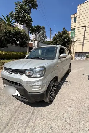Suzuki S-Presso 2022 Silver
