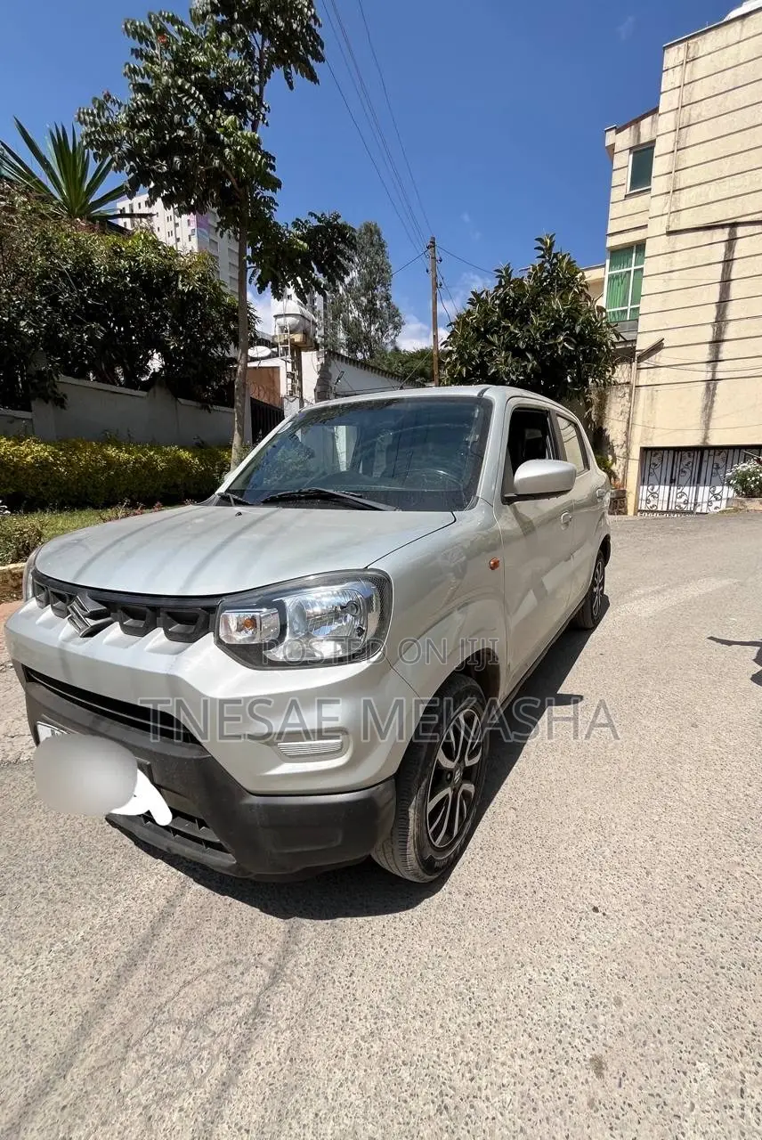 Suzuki S-Presso 2022 Silver