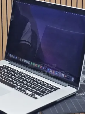 New Laptop Apple MacBook Pro 2015 16GB Intel Core i7 SSD 512GB