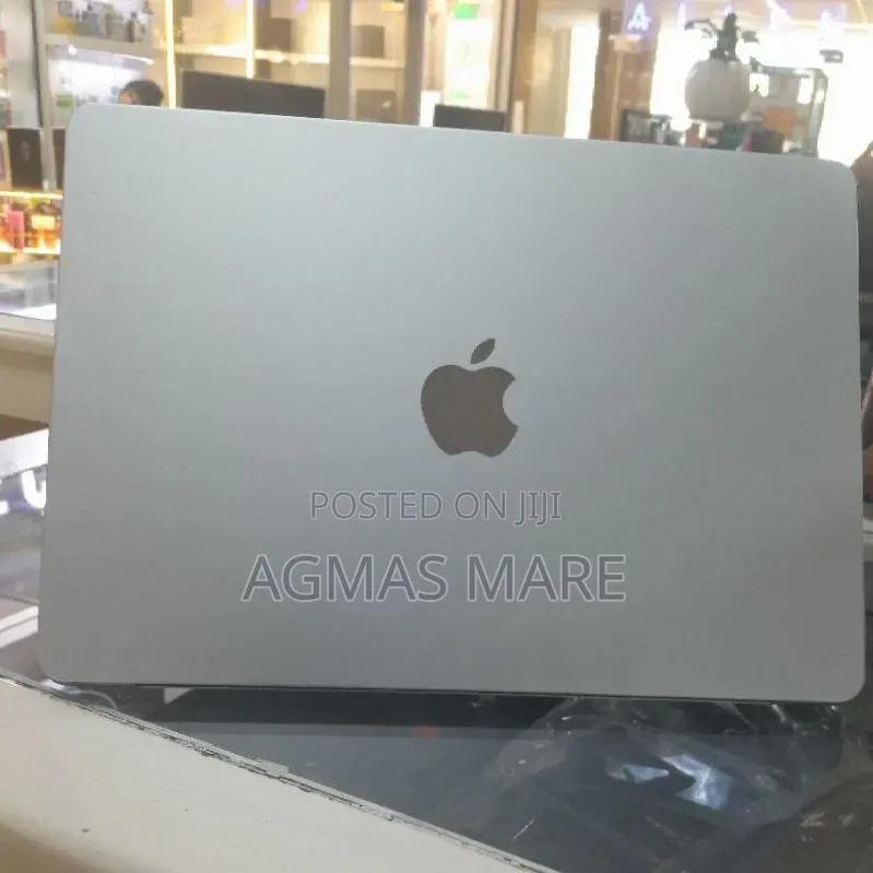 New Laptop Apple MacBook Air 2026 M5 16GB Apple M5 SSD 512GB