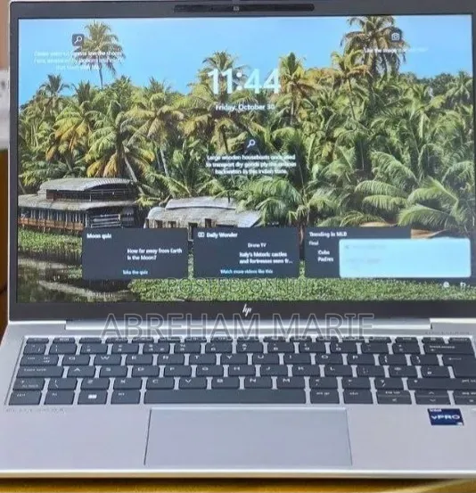 New Laptop HP EliteBook 830 G9 16GB Intel Core i5 SSD 512GB
