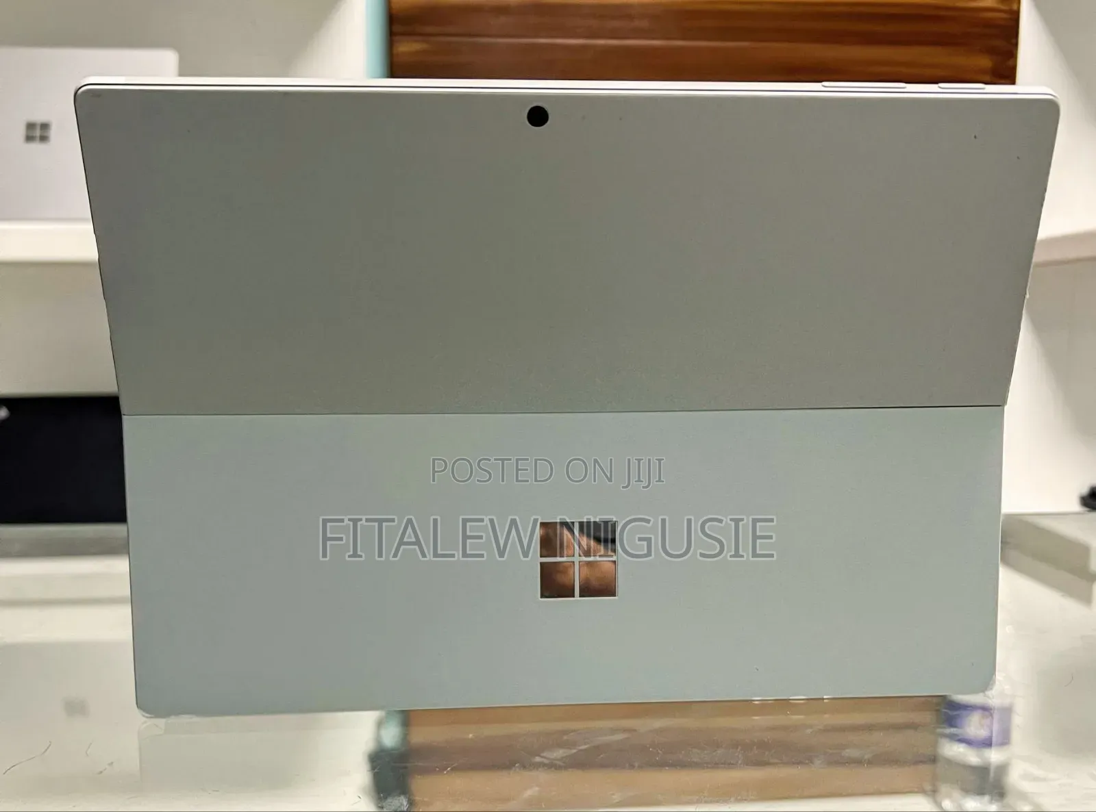 New Laptop Microsoft Surface Pro 8GB Intel Core i5 SSD 256GB