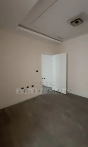 2bdrm Apartment in Semit 72, Luxury, Bole for sale
