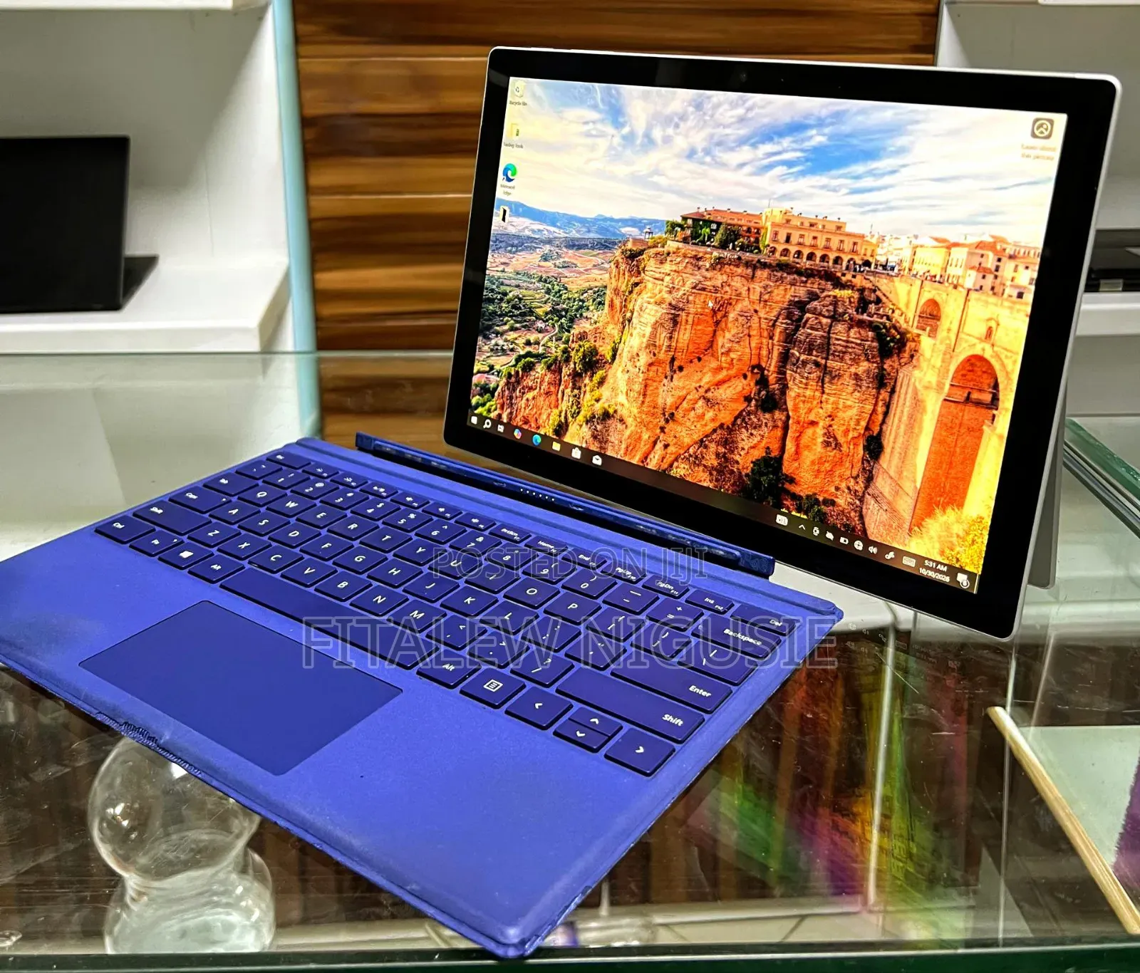 New Laptop Microsoft Surface Pro 8GB Intel Core i5 SSD 256GB