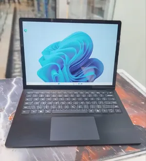 New Laptop Microsoft Surface Laptop 5 16GB Intel Core i7 SSD 256GB