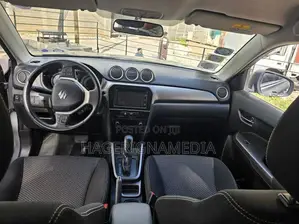 Suzuki Vitara 2021 Gray