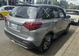 Suzuki Vitara 2021 Gray