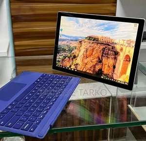 New Laptop Microsoft Surface Pro 8GB Intel Core i5 SSD 256GB