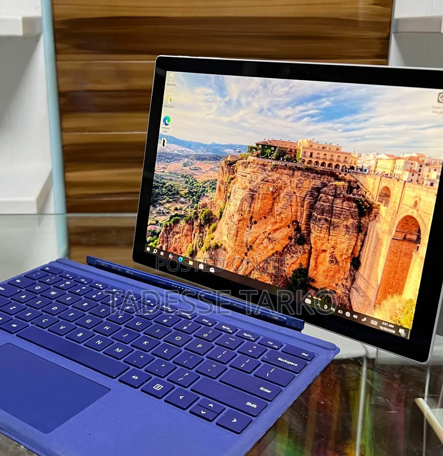 New Laptop Microsoft Surface Pro 8GB Intel Core i5 SSD 256GB