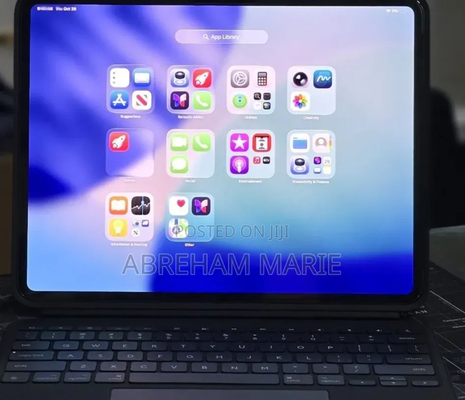 New Apple iPad Pro 13 (2025) 256 GB