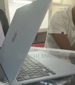 New Laptop Apple MacBook Air 2026 M5 16GB Apple M5 SSD 512GB