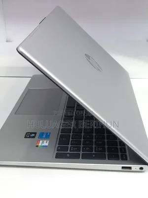 New Laptop HP Stream Notebook 16GB Intel Core i5 SSD 1T