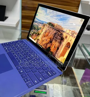 New Laptop Microsoft Surface Pro 8GB Intel Core i5 SSD 256GB